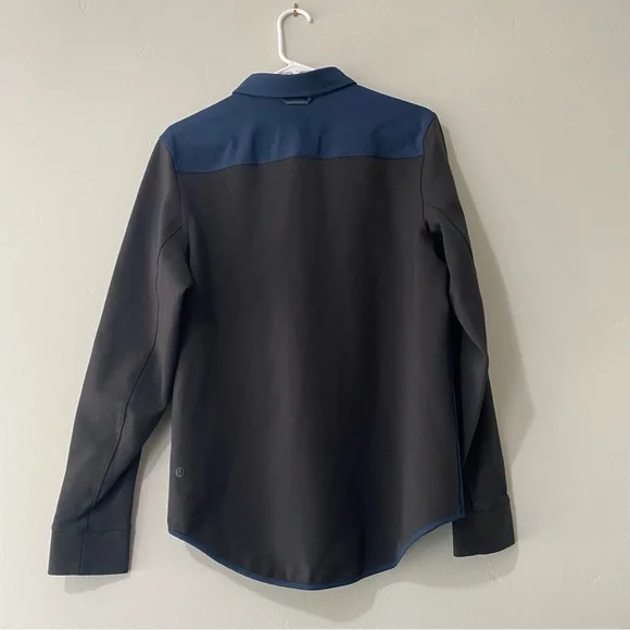 Lululemon Athletica Men’s Small 2-tone Black x Navy Shirt Jacket - Picture 3 of 9